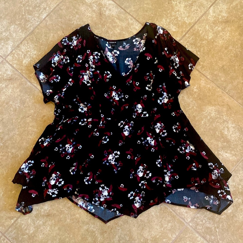 Torrid Size 3 V-Neck Babydoll Style Top